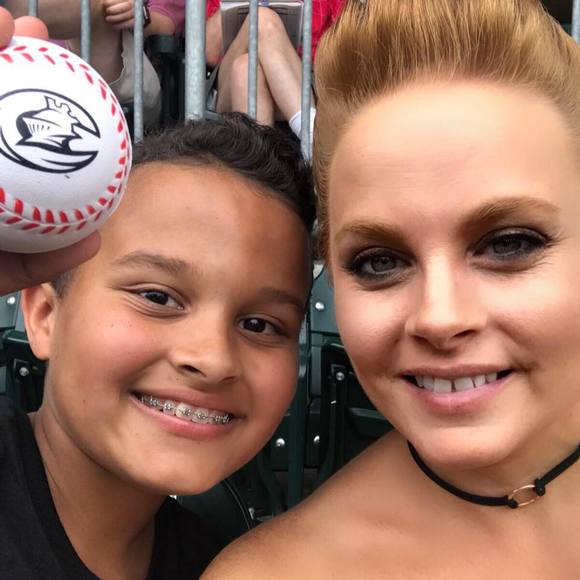 Meet your Posher, Wendy - Picture 1 of 1